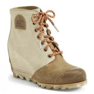 SOREL 1964 Premium Canvas Wedge FOSSIL- SANGUINE Size 8